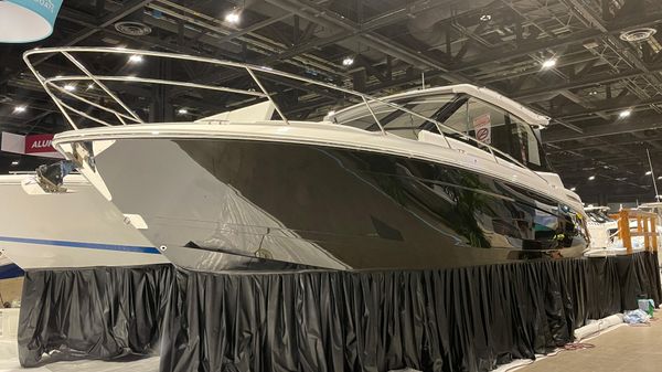 Regal 36 Grande Coupe