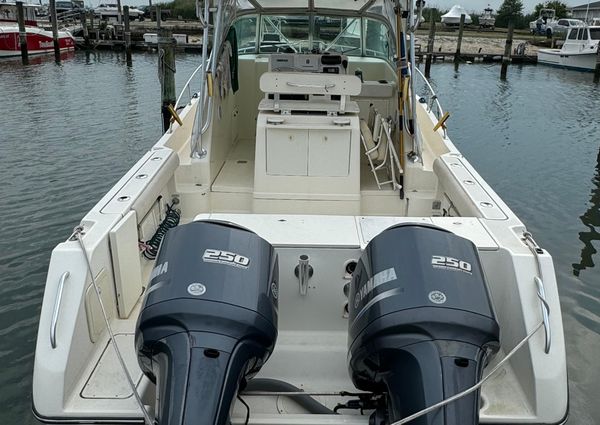 Pursuit 3070 Offshore Center Console image