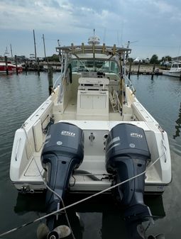 Pursuit 3070 Offshore Center Console image