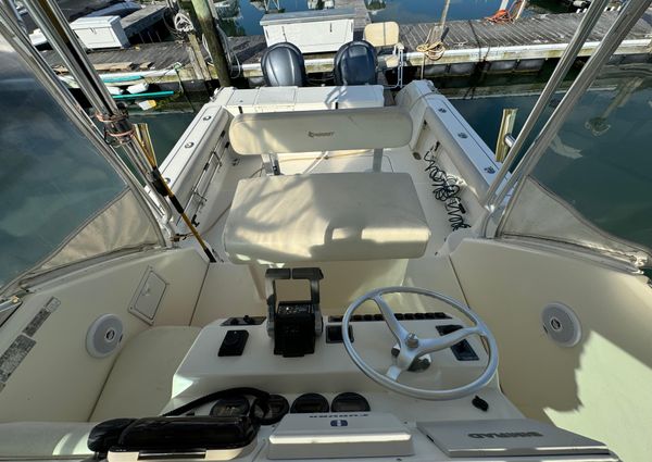 Pursuit 3070 Offshore Center Console image