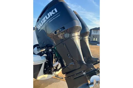 Baja 340-ISLANDER-OUTBOARD image