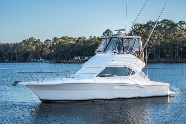 Riviera 37 Flybridge - main image