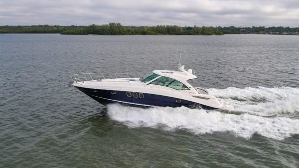 Sea Ray 48 Sundancer