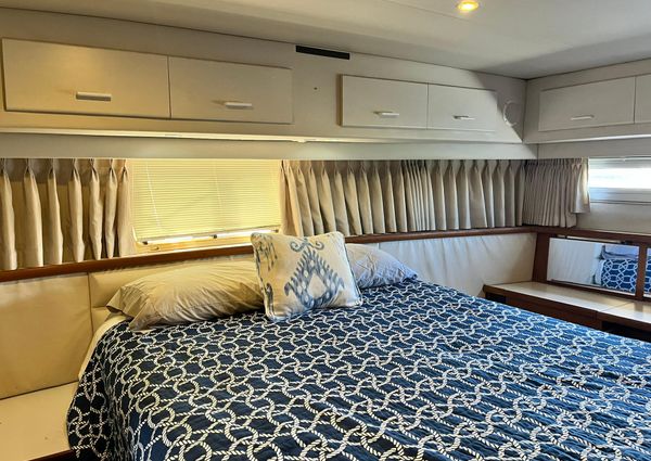 Carver 440-AFT-CABIN-MOTOR-YACHT image