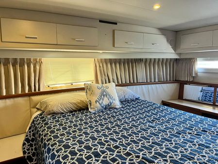 Carver 440 Aft Cabin Motor Yacht image