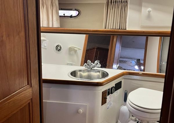 Carver 440-AFT-CABIN-MOTOR-YACHT image