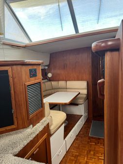 Carver 440-AFT-CABIN-MOTOR-YACHT image