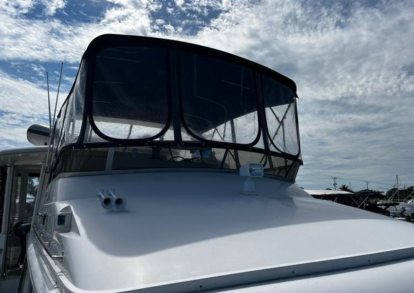 Carver 440-AFT-CABIN-MOTOR-YACHT image