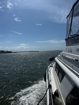 Carver 440-AFT-CABIN-MOTOR-YACHT image