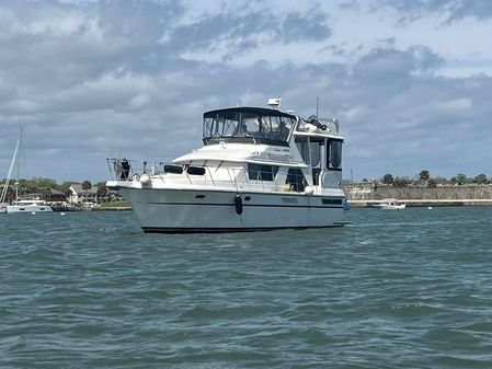 Carver 440-AFT-CABIN-MOTOR-YACHT image