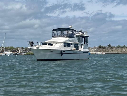 Carver 440-AFT-CABIN-MOTOR-YACHT - main image