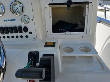 Sea-pro 210-CENTER-CONSOLE image
