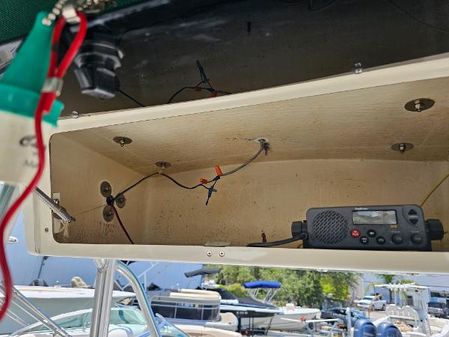 Sea-pro 210-CENTER-CONSOLE image