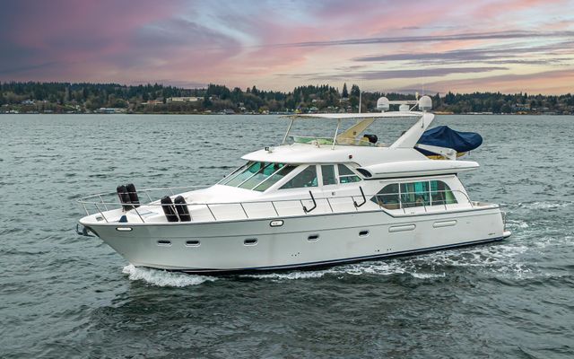 Bayliner 5788-PILOT-HOUSE-MOTORYACHT - main image