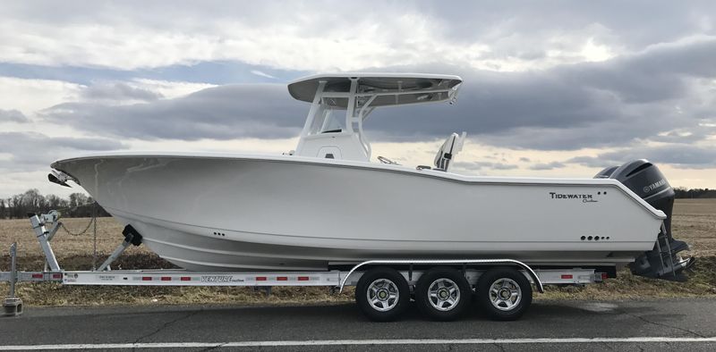 Tidewater 280 CC Adventure Custom - main image