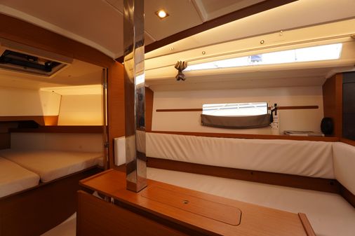 Jeanneau Sun Odyssey 349 image