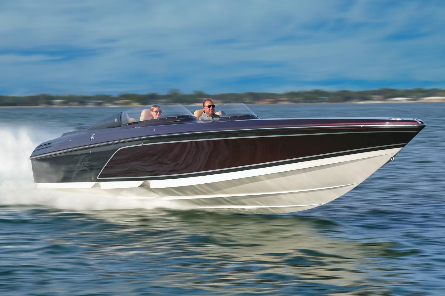 2021 Donzi 38 ZRC - Harbour Marine