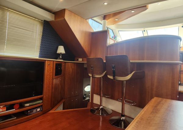 Silverton 453 Motor Yacht image