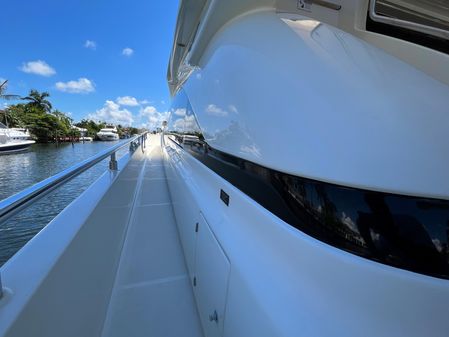 Ferretti Yachts 690 image