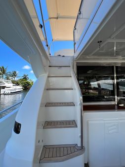 Ferretti Yachts 690 image