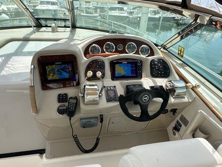 Sea Ray 340 Sundancer image