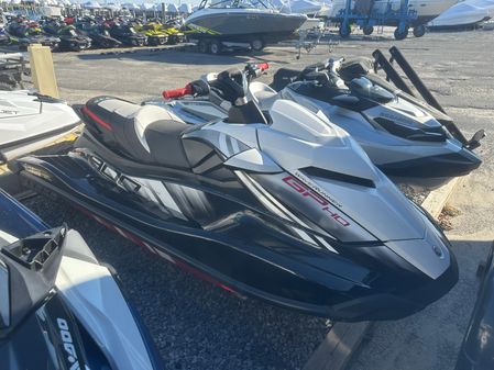 Yamaha-waverunner GP-HO image