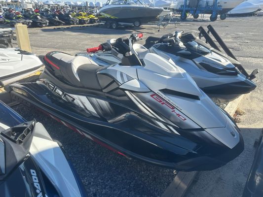 Yamaha-waverunner GP-HO - main image