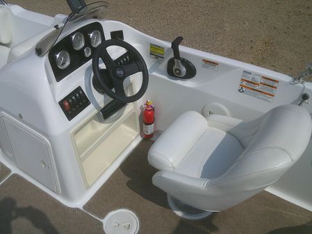 Hurricane SUNDECK-SPORT-188-I-O image