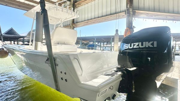 Ocean Runner 29 Center Console 