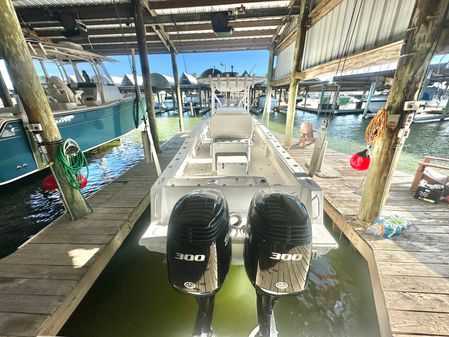 Ocean Runner 29 Center Console image