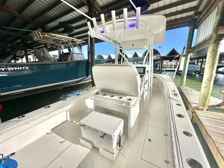 Ocean Runner 29 Center Console image