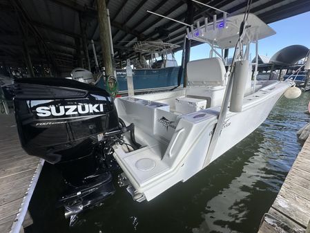 Ocean Runner 29 Center Console image