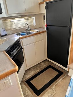 Carver 370 AFT CABIN MY image