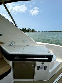 Sea Ray 320 Sundancer image