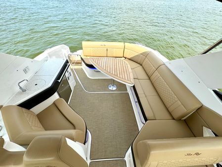 Sea Ray 320 Sundancer image