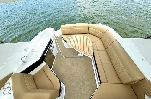 Sea Ray 320 Sundancer image