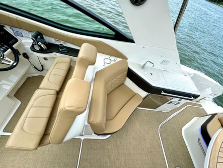 Sea Ray 320 Sundancer image