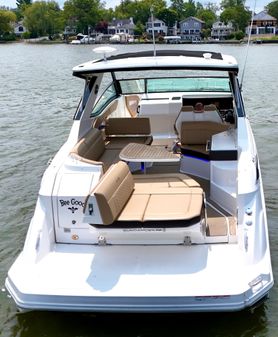 Sea Ray 320 Sundancer image