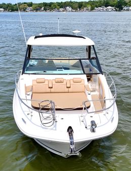 Sea Ray 320 Sundancer image