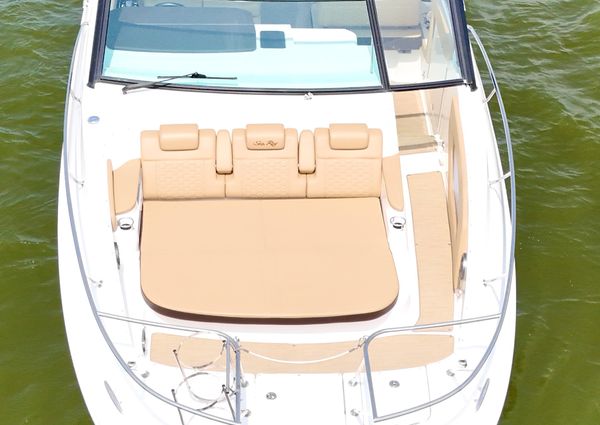 Sea Ray 320 Sundancer image