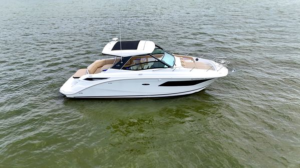 Sea Ray 320 Sundancer image