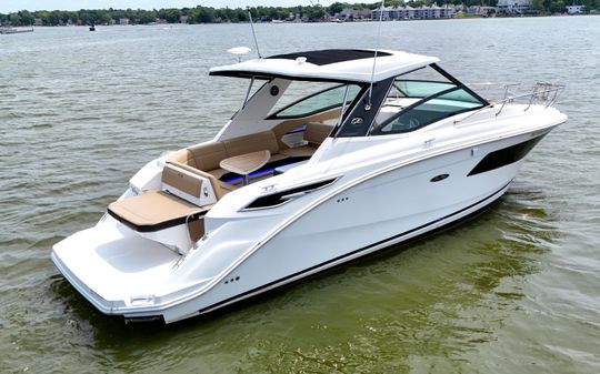 Sea Ray 320 Sundancer image