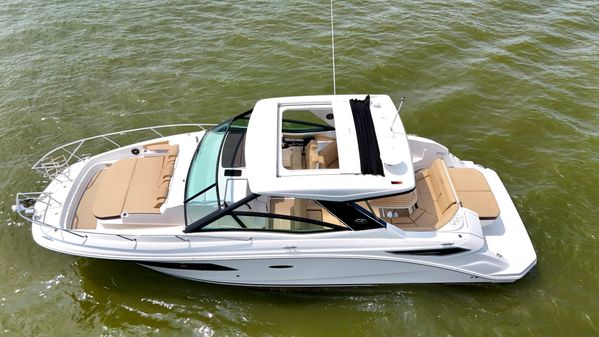 Sea Ray 320 Sundancer image