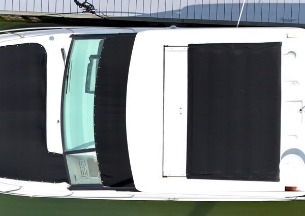 Sea Ray 320 Sundancer image