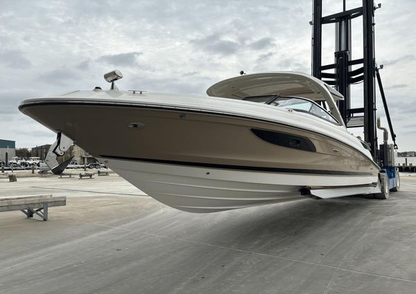 Sea Ray 350 SLX image