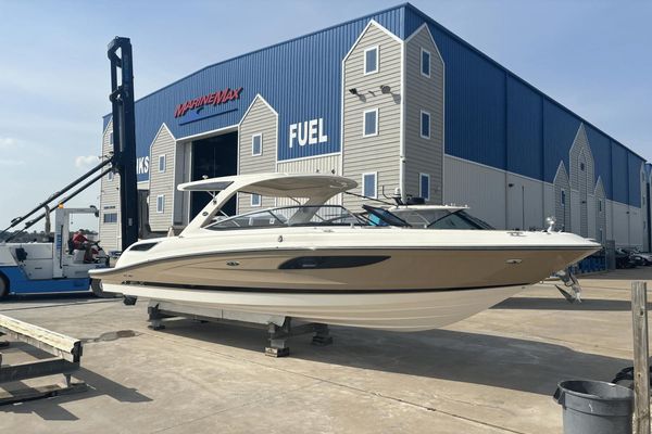 Sea Ray 350 SLX - main image