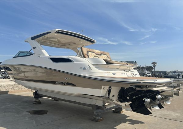 Sea Ray 350 SLX image