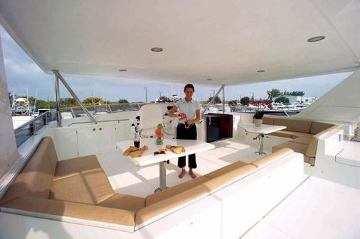 Outer-reef-yachts 750-MY image