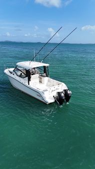 Boston Whaler 325 Conquest image