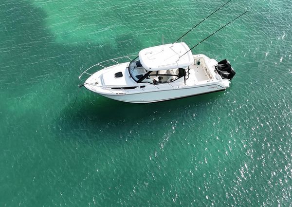 Boston Whaler 325 Conquest image